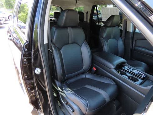 Used 2023 Honda Pilot EX-L image 18