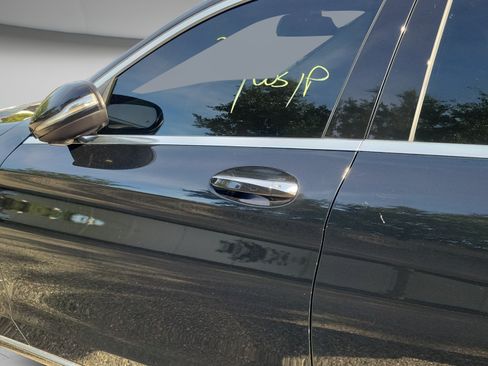 Used 2015 Mercedes-Benz C 300 4MATIC Sedan image 28