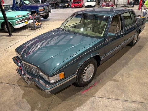 Used 1992 Cadillac De Ville Sedan FWD image 15
