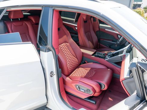 Used 2020 Lamborghini Urus AWD/4WD image 56
