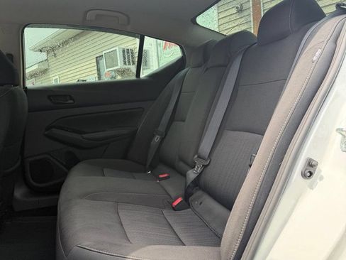 Used 2023 Nissan Altima 2.5 SV AWD/4WD image 11