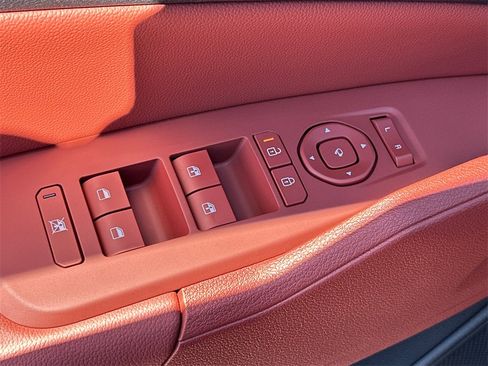 New 2026 Kia Sportage SX image 17