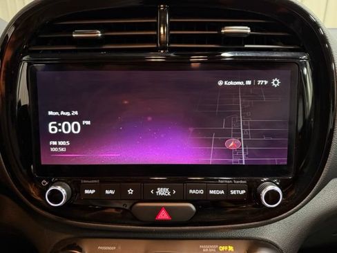 Used 2025 Kia Soul EX FWD image 37