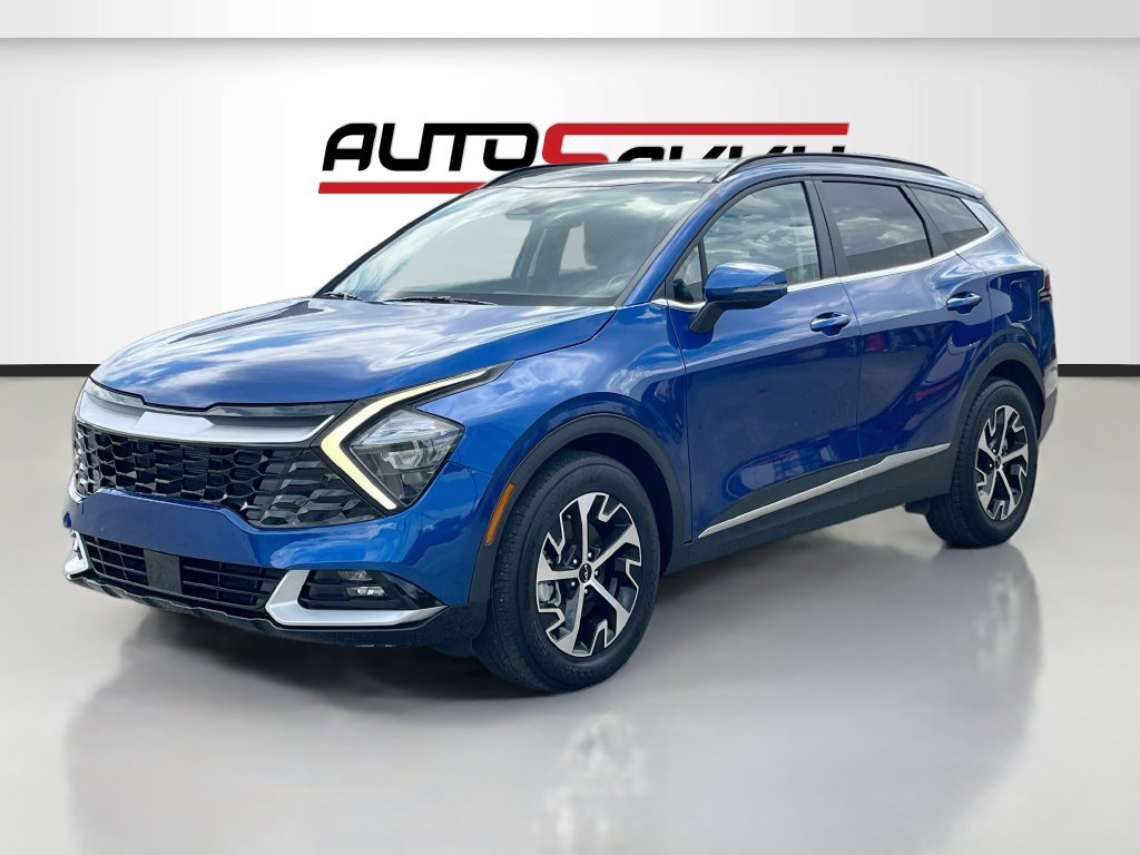 Used 2025 Kia Sportage EX w/ Premium Package FWD image 3