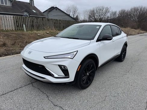 Used 2024 Buick Envista Sport Touring w/ Convenience I Package image 1