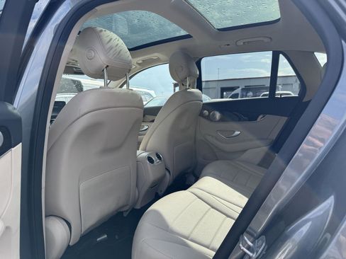 Used 2017 Mercedes-Benz GLC 300 image 17