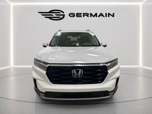 Certified 2023 Honda Pilot Touring image 3