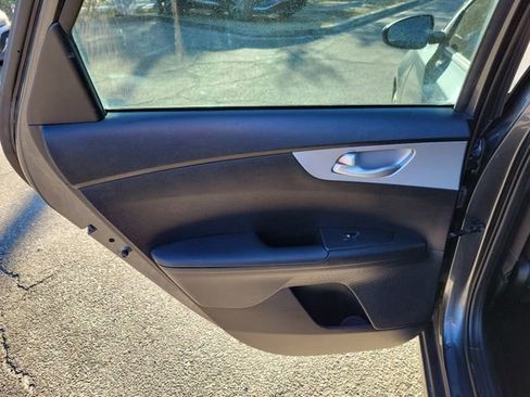 Used 2024 Kia Forte LX image 27