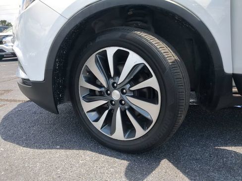 Used 2022 Buick Encore Preferred w/ Safety Package AWD/4WD image 33
