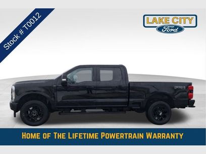 New 2026 Ford F350 Lariat w/ Black Appearance Package