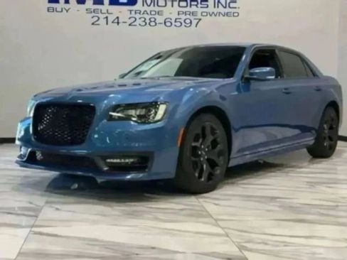 Used 2022 Chrysler 300 Touring L w/ Safetytec Plus Group image 34
