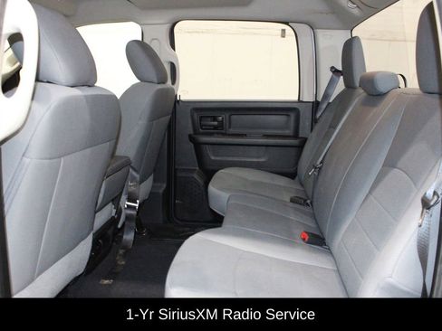 Used 2018 RAM 1500 Express w/ Express Value Package image 16