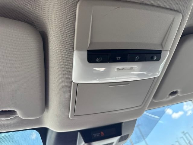 Used 2023 Nissan Rogue S AWD/4WD image 19
