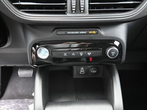 New 2026 Ford Escape Active w/ Tech Pack #1 FWD image 9