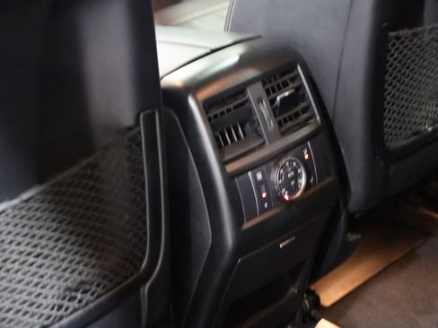 Used 2016 Mercedes-Benz GL 450 4MATIC w/ Premium I Package image 44