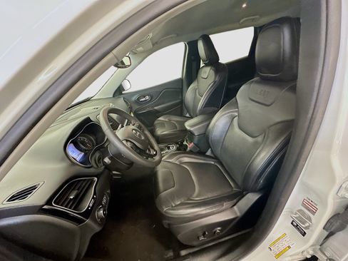 Used 2023 Jeep Cherokee Altitude Lux AWD/4WD image 13