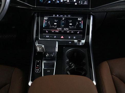 Used 2021 Audi Q7 3.0T Premium Plus w/ Premium Plus Package image 14