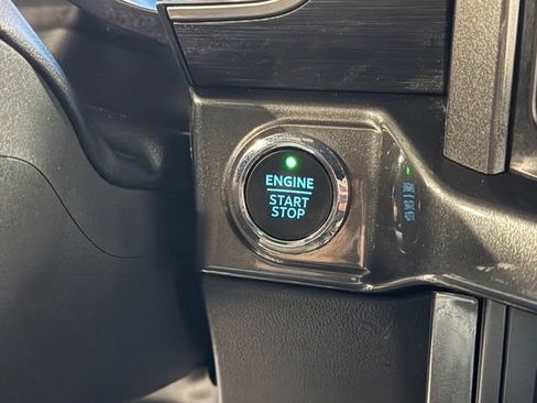 Used 2022 Ford F150 XLT w/ Equipment Group 302A High AWD/4WD image 14