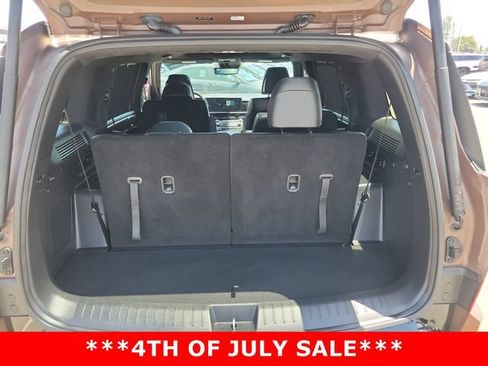 Used 2024 Hyundai Santa Fe Calligraphy AWD/4WD image 30