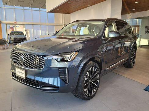 New 2026 Volvo XC90 T8 Ultra w/ Protection Package Premier AWD/4WD image 32