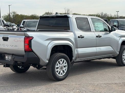 New 2026 Toyota Tacoma SR image 3