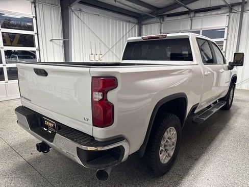 Used 2025 Chevrolet Silverado 2500 LT AWD/4WD image 16