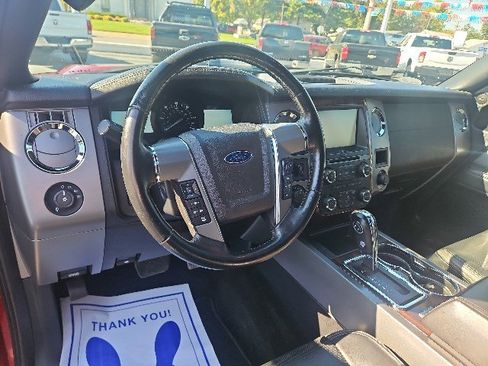 Used 2015 Ford Expedition Platinum image 11