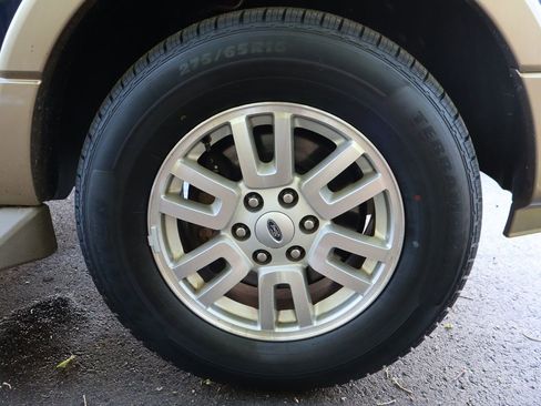 Used 2011 Ford Expedition EL XLT w/ 201A Rapid Spec Order Code AWD/4WD image 45