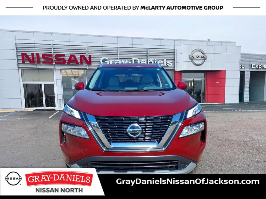 Used 2021 Nissan Rogue SV w/ Premium Package FWD image 2