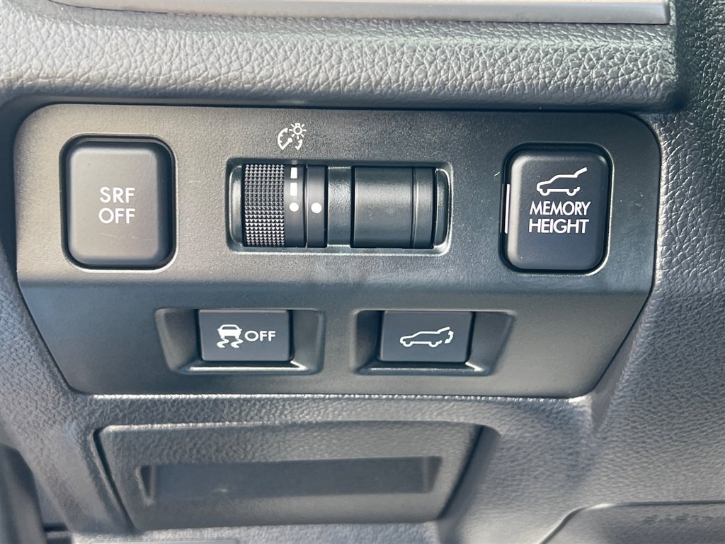 Used 2016 Subaru Forester 2.5i Limited AWD/4WD image 24
