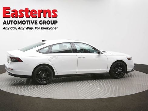 Used 2025 Honda Accord SE image 43