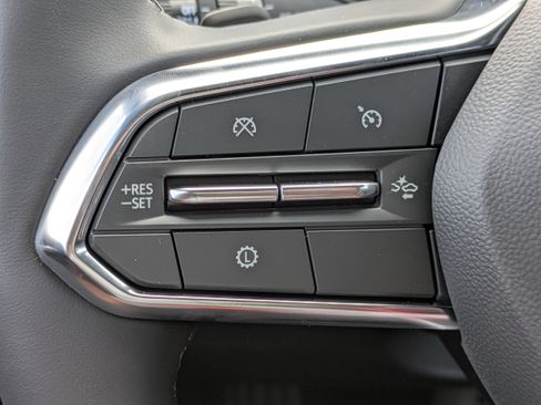 New 2026 Chevrolet Equinox LT w/ Safety and Technology Package FWD image 25