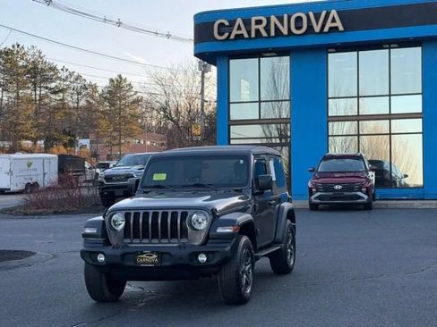 Used 2018 Jeep Wrangler Sport AWD/4WD image 1