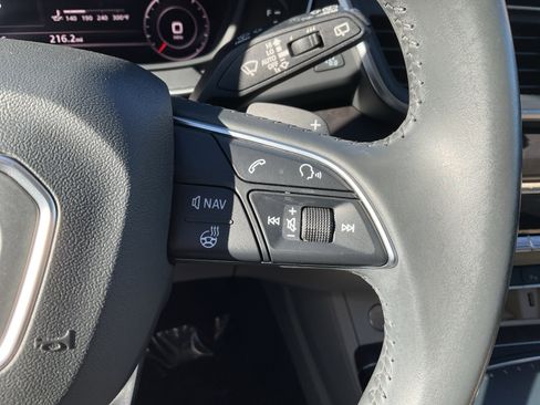 Used 2018 Audi Q5 2.0T Premium Plus w/ Premium Plus Package image 16