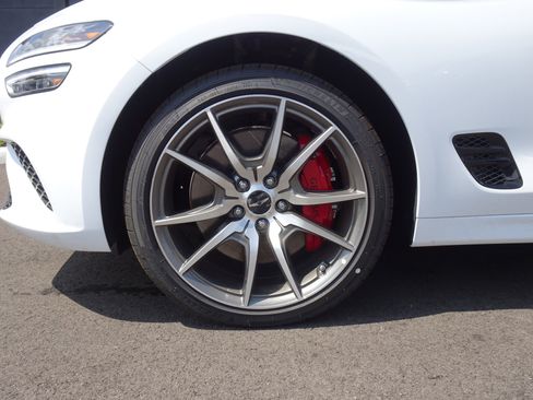 New 2025 Genesis G70 2.5T image 19