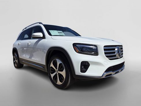 New 2026 Mercedes-Benz GLB 250 image 7