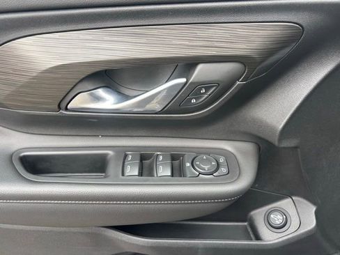 Certified 2023 GMC Terrain SLE w/ Driver Convenience Package image 11