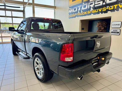 Used 2013 RAM 1500 Express RWD image 30