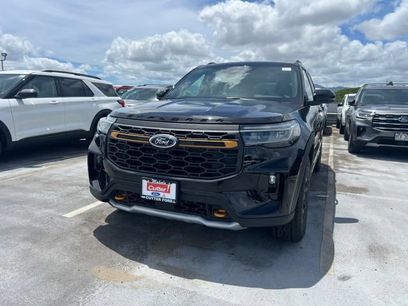 New 2026 Ford Explorer Tremor w/ Tremor Convenience Package