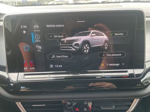 Certified 2025 Volkswagen Atlas Cross Sport SE image 19