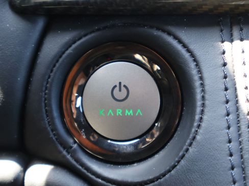 Used 2025 Karma Revero Luxury RWD image 22