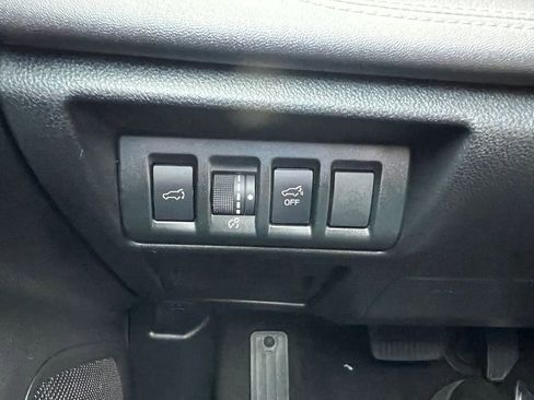 Used 2021 Subaru Outback Touring XT image 17