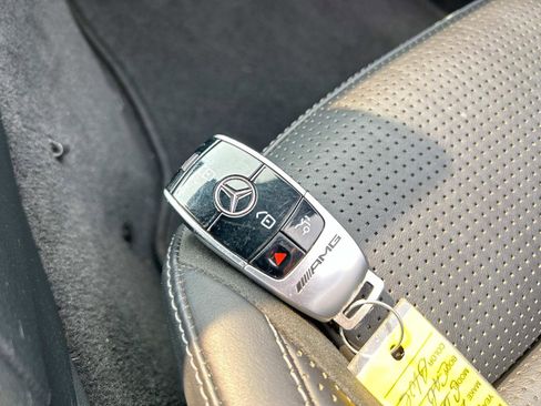 Used 2019 Mercedes-Benz C 63 AMG S image 27