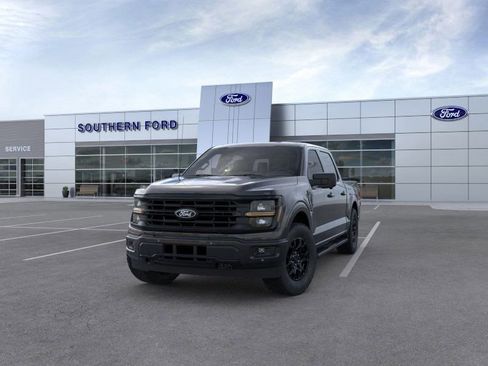 New 2025 Ford F150 XLT w/ Equipment Group 302A MID image 2