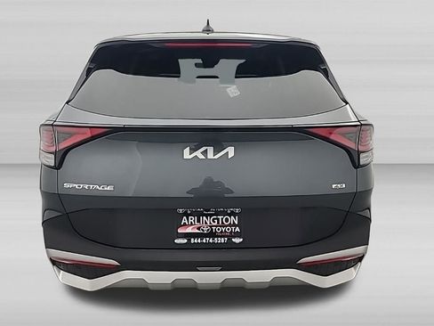 Used 2025 Kia Sportage LX AWD/4WD image 5