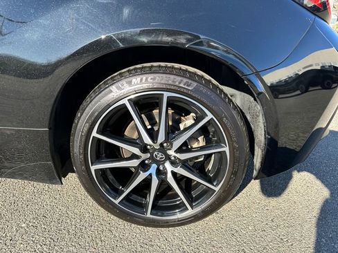 Used 2024 Toyota GR86 image 14