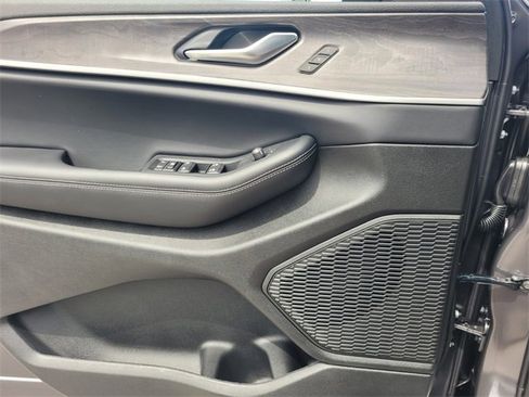 New 2025 Jeep Grand Cherokee Limited image 20
