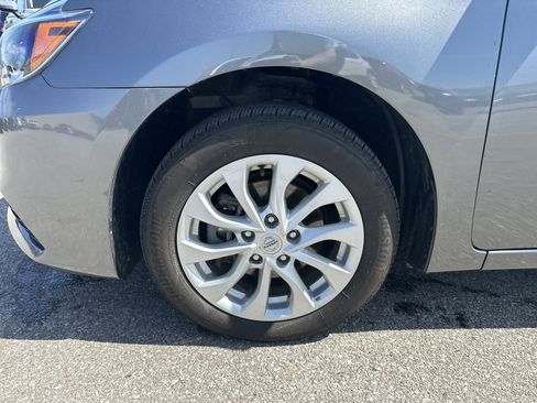 Used 2019 Nissan Sentra SV image 7