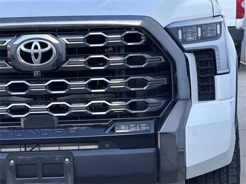 Used 2022 Toyota Tundra Platinum image 8