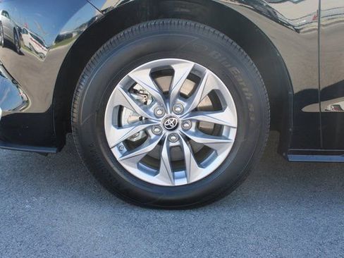 Used 2024 Toyota Sienna XLE image 46